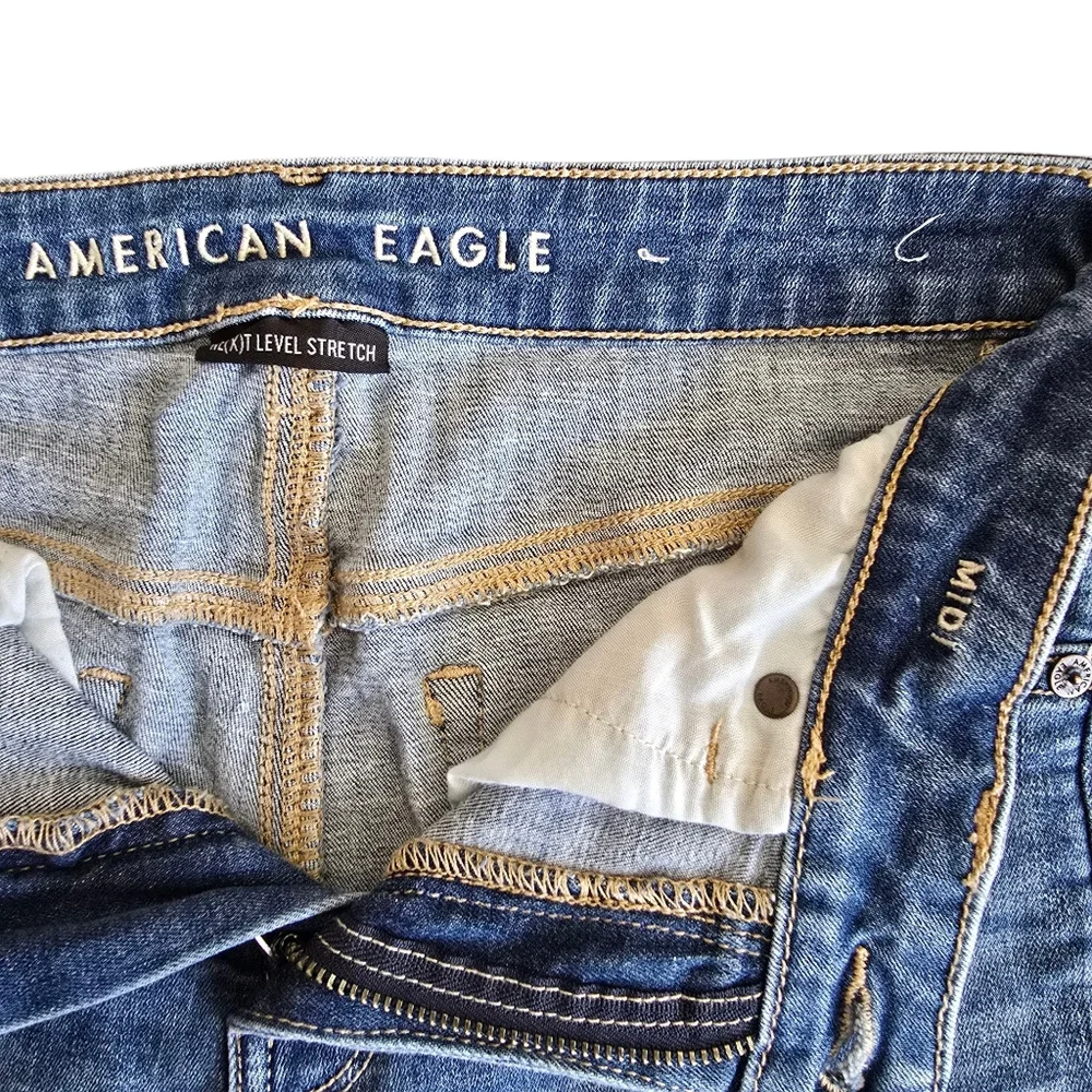 American Eagle Ne(x)t Level Stretch Women's Jean Shorts | Size 6